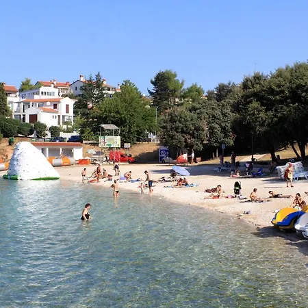 With A Parking Space - 17827 Pula