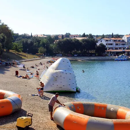 With A Parking Space - 17827 Apartmán *