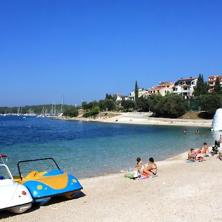 Διαμέρισμα With A Parking Space - 17827