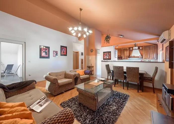 With A Parking Space - 17827 Apartman *