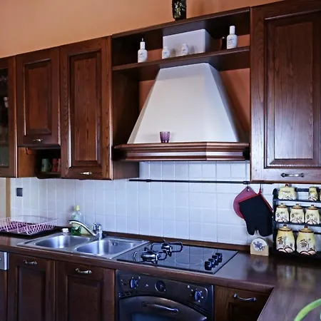 With A Parking Space - 17827 * プーラ